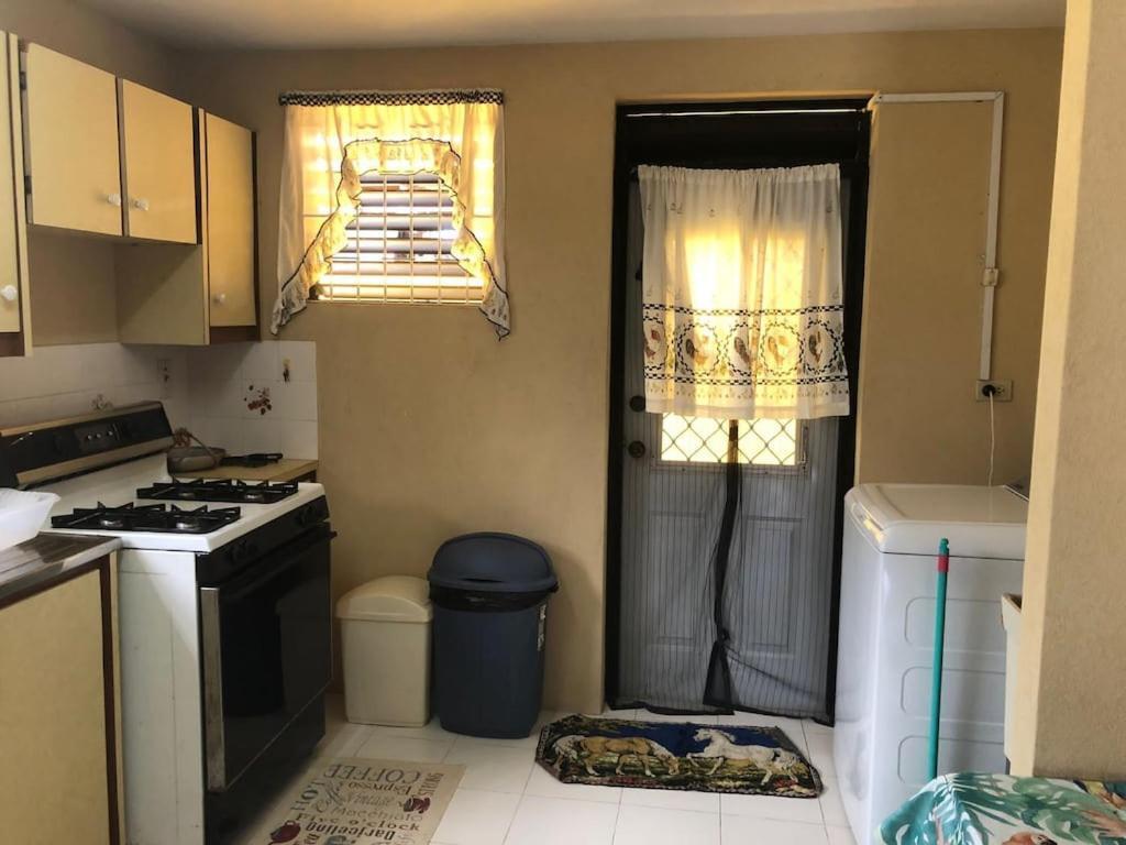 Willa Donamae 2 Story Barbados House Bridgetown Zewnętrze zdjęcie